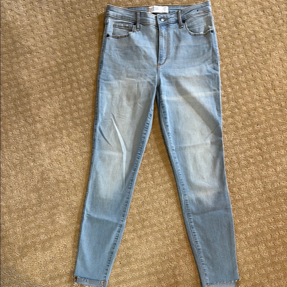 Women's Light Blue Jeans